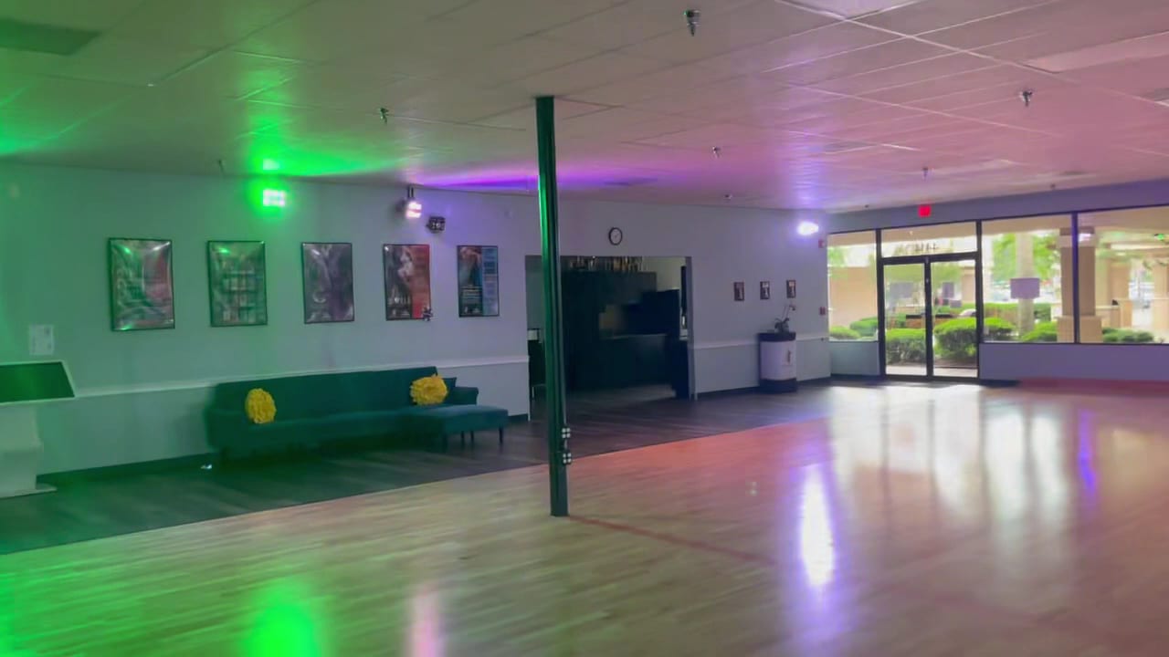 Fred Astaire Dance Studios, photo 4