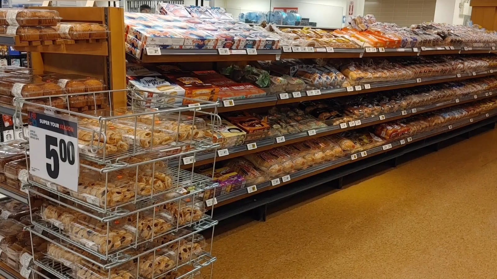 Real Canadian Superstore Baseline Road, photo 3