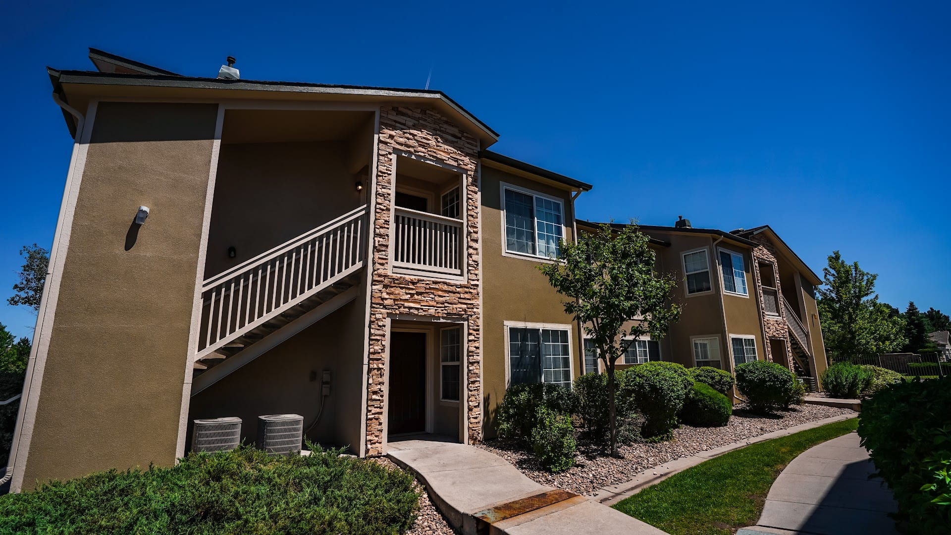 ECC Exteriors, photo 3