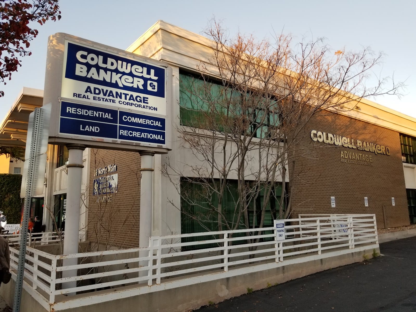 Coldwell Banker Advantage Real Estate, photo 2