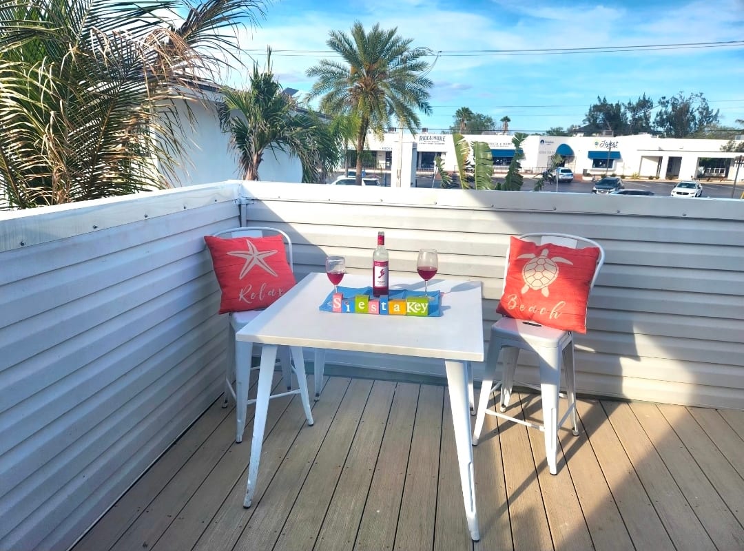 Siesta Royale Apts., Inc., photo 3