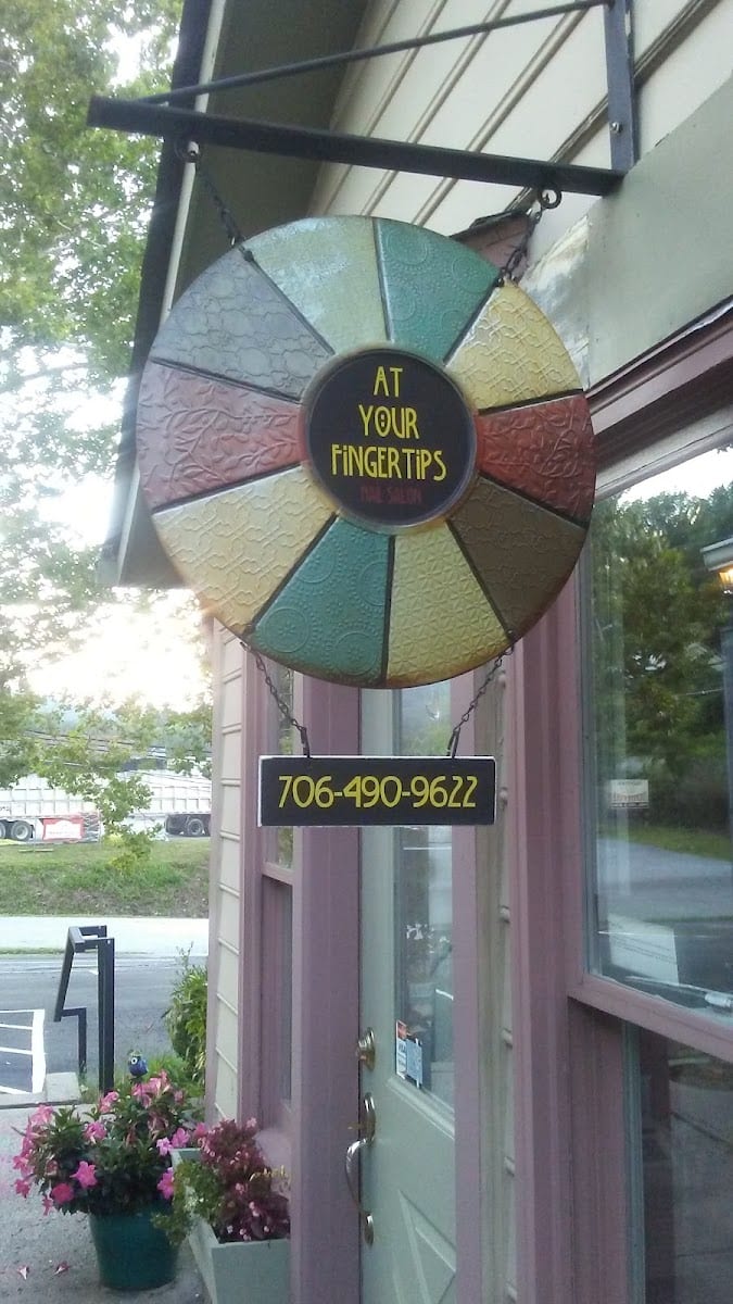 Bristles Salon on Savannah, photo 2