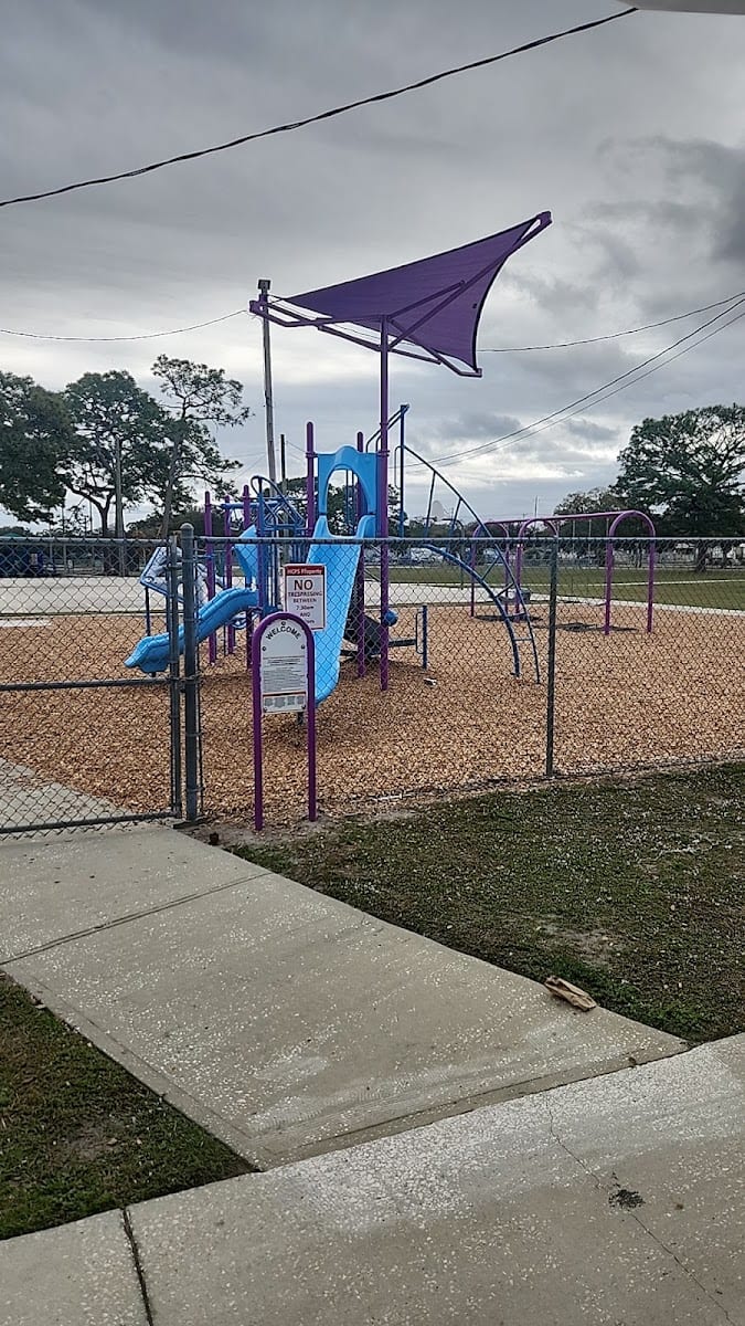 Alexander Park, photo 2