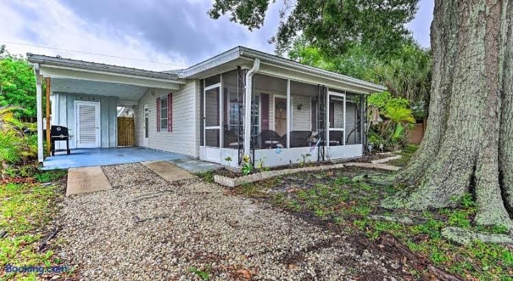 Updated Home Near Springs, Beaches & Wellen Park