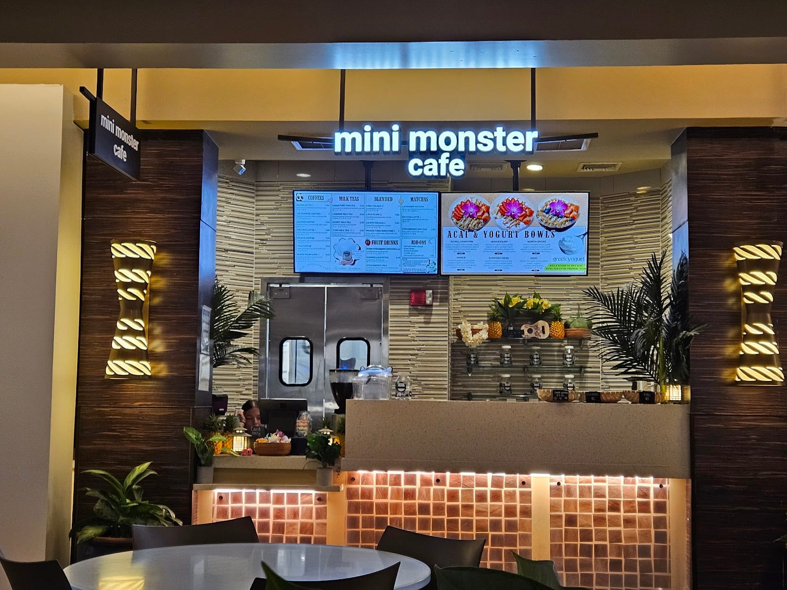 Mini Monster Cafe
