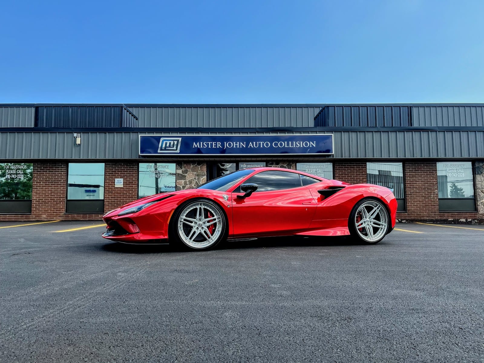 Mister John Auto Collision Ltd., photo 2
