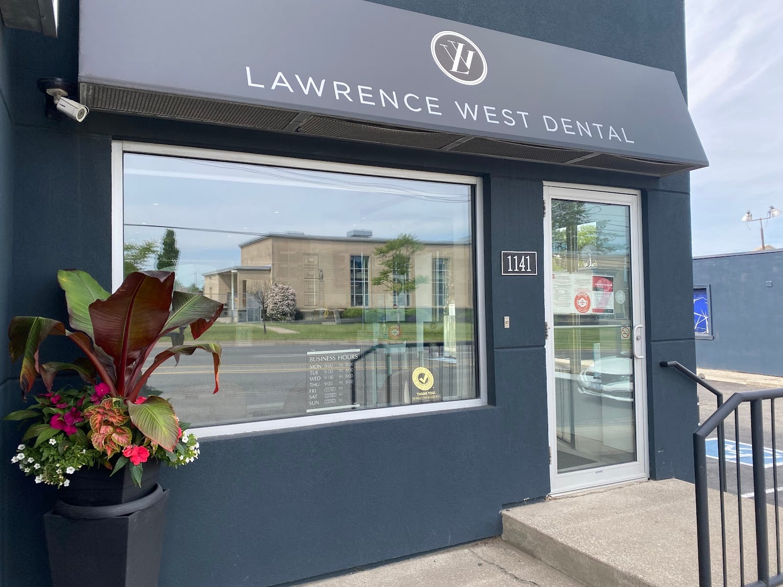 Lawrence West Dental, photo 4