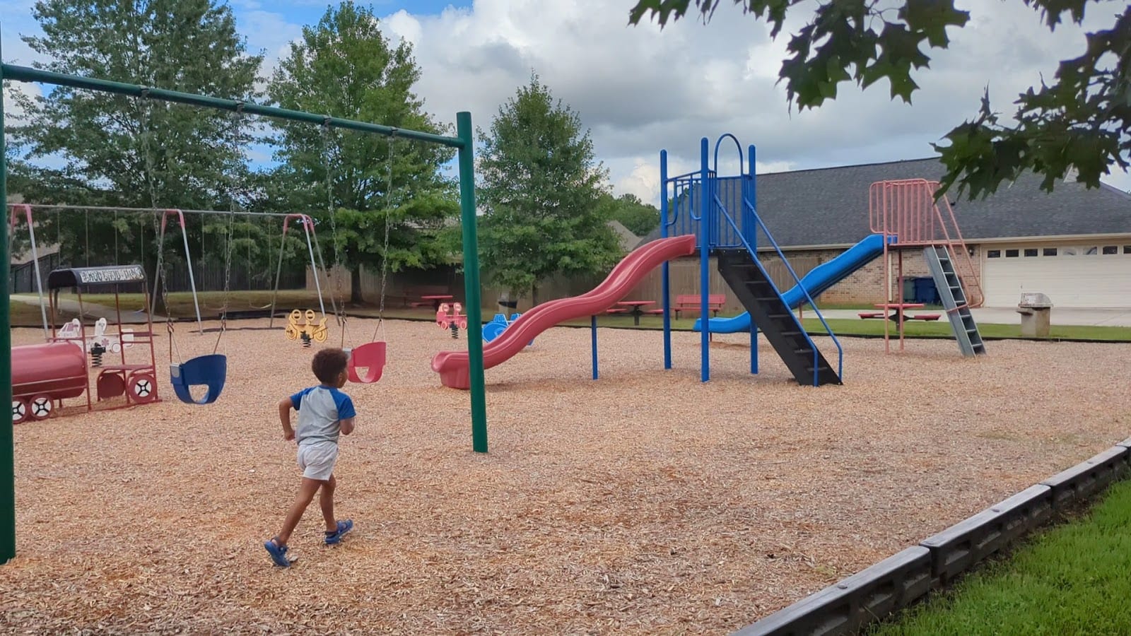 Windsor Parke Playground, photo 2