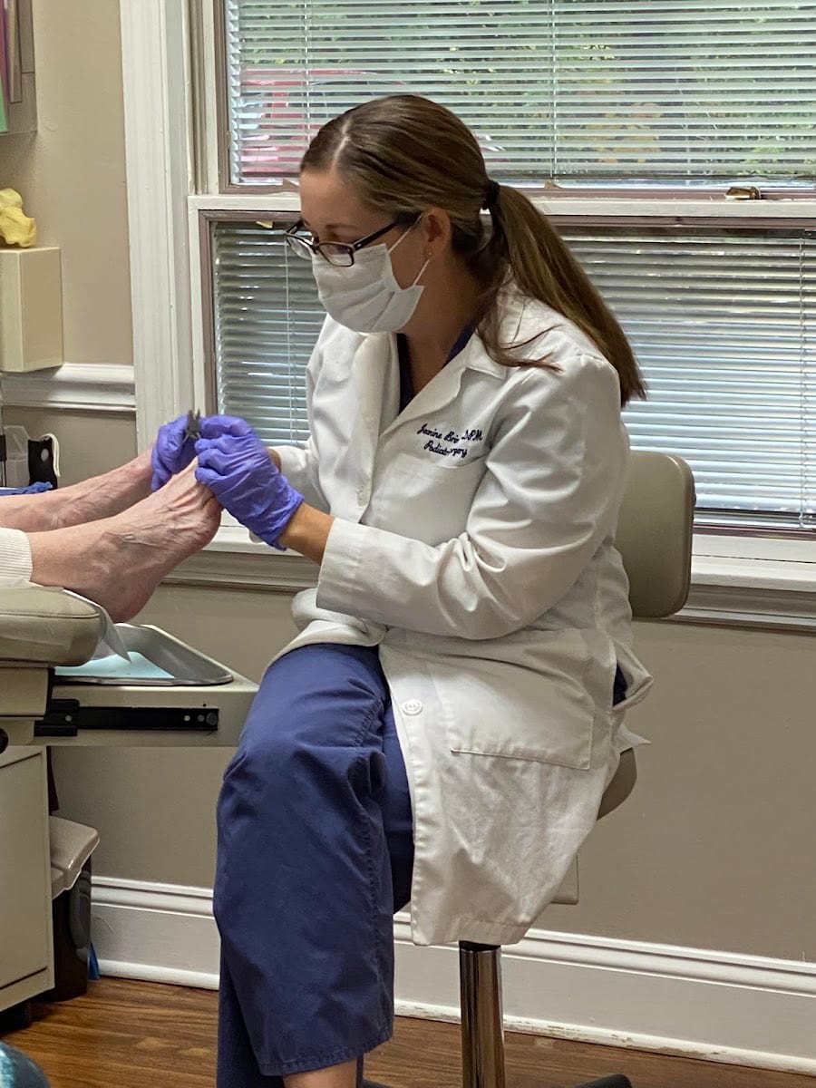 Jeanine Brinkley, DPM - Curalta Foot + Ankle, photo 4