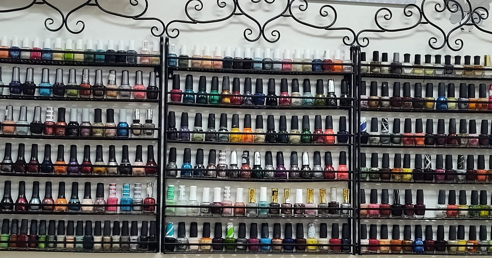 E Z Nails & Hair, photo 3