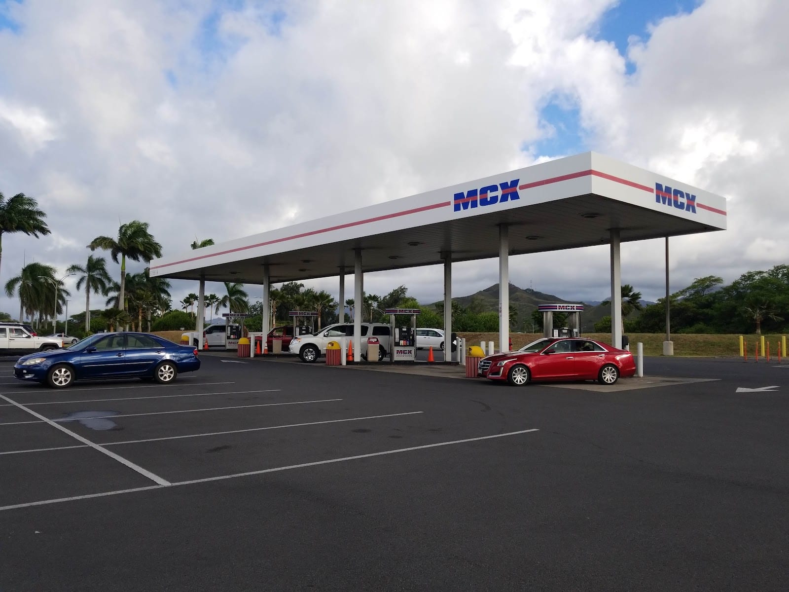 K Bay Gas Lanes, photo 2