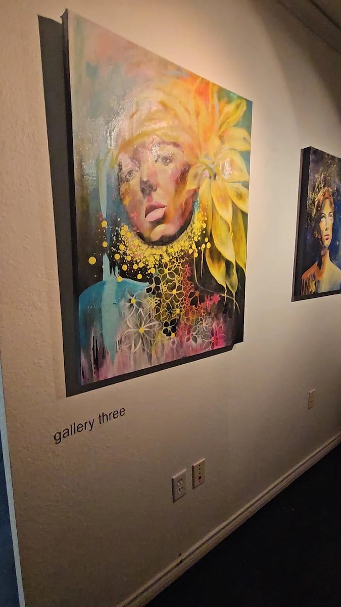 thegallery8680, photo 2