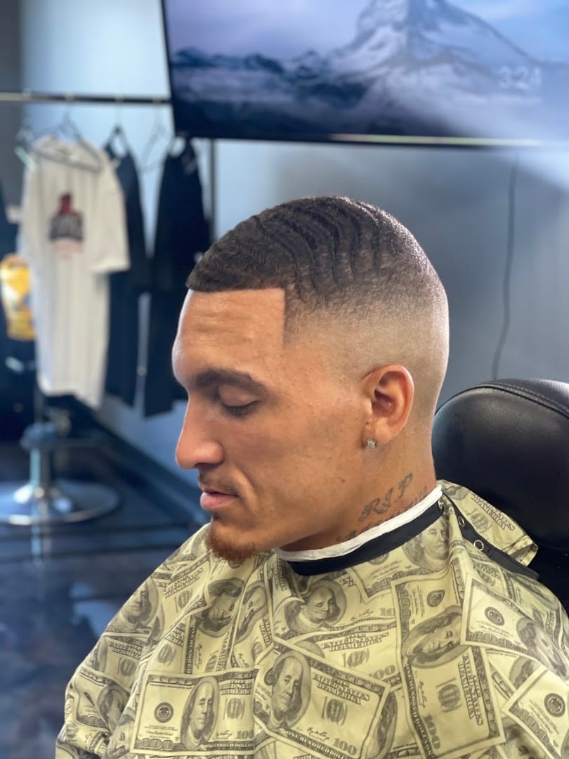 Savages legendary barbershop, photo 2