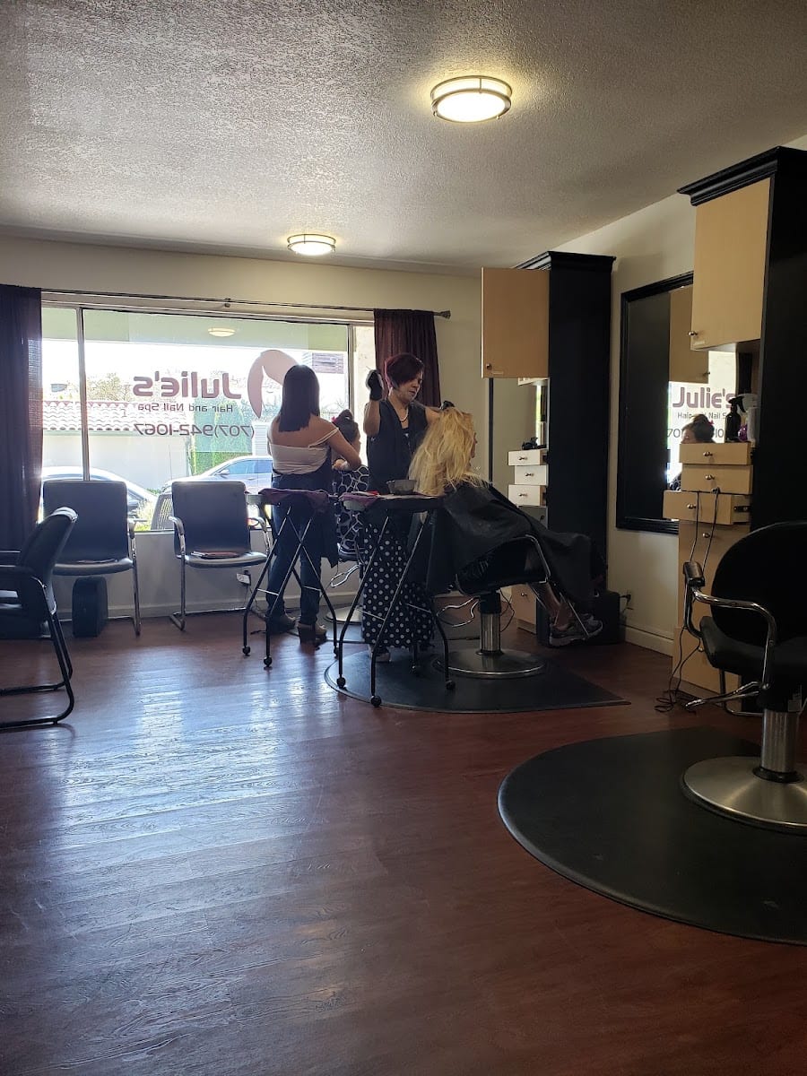 Julie's Hair & Nail Spa, photo 3