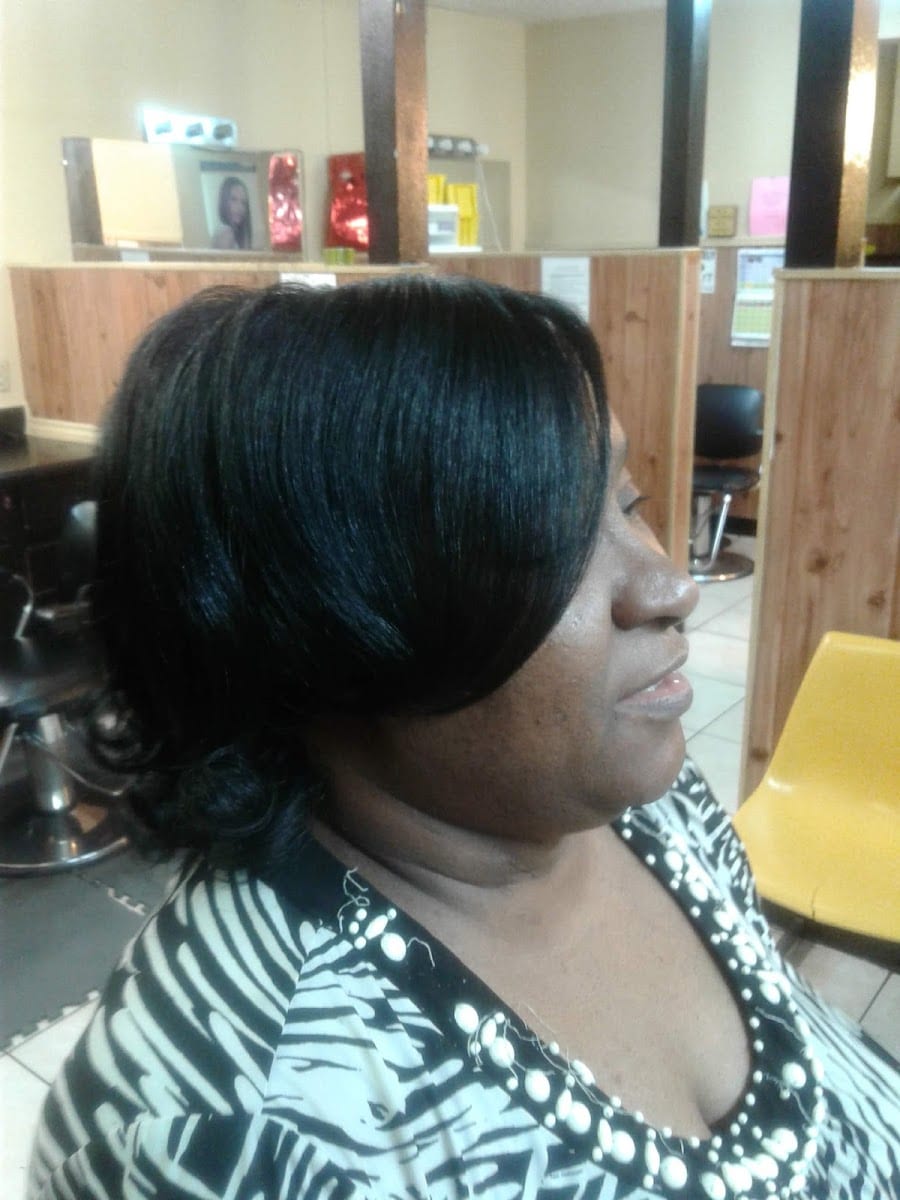 B M Style Crest Beauty Salon, photo 3
