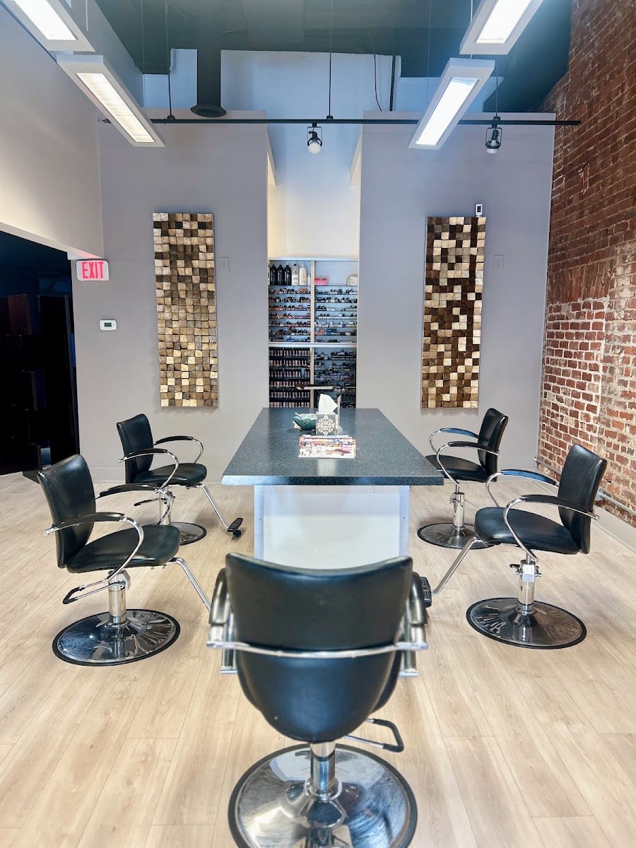 Blonde On Broad Salon & Spa, photo 3