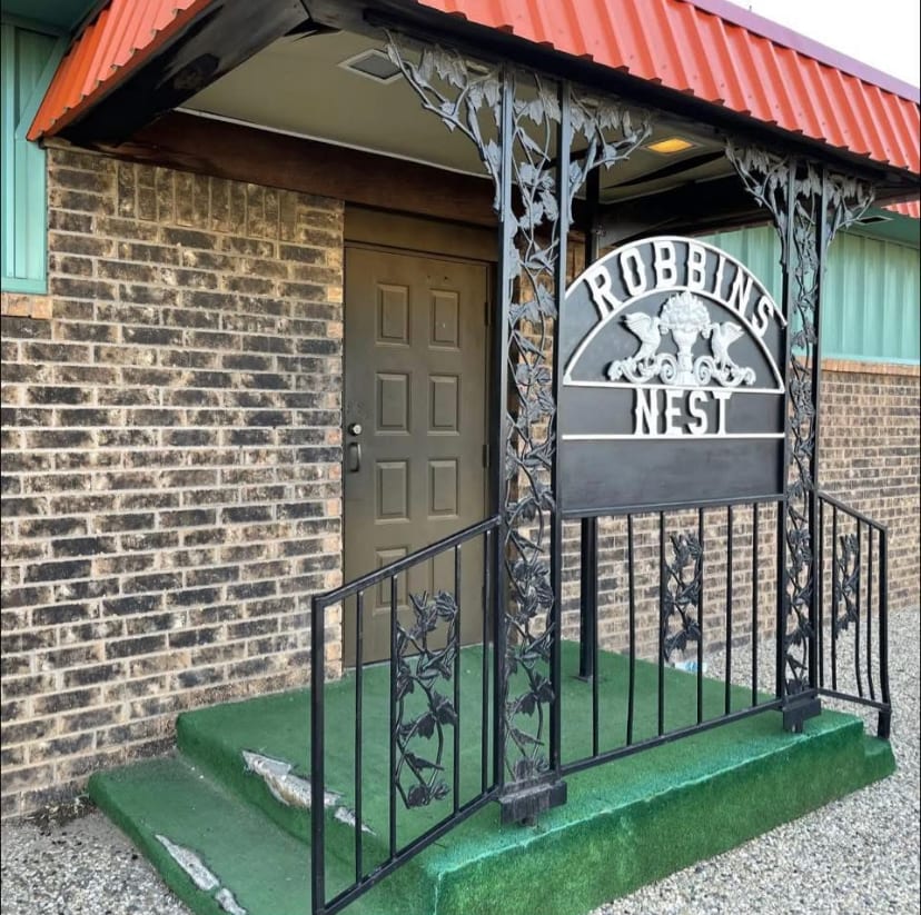 Robbins Nest
