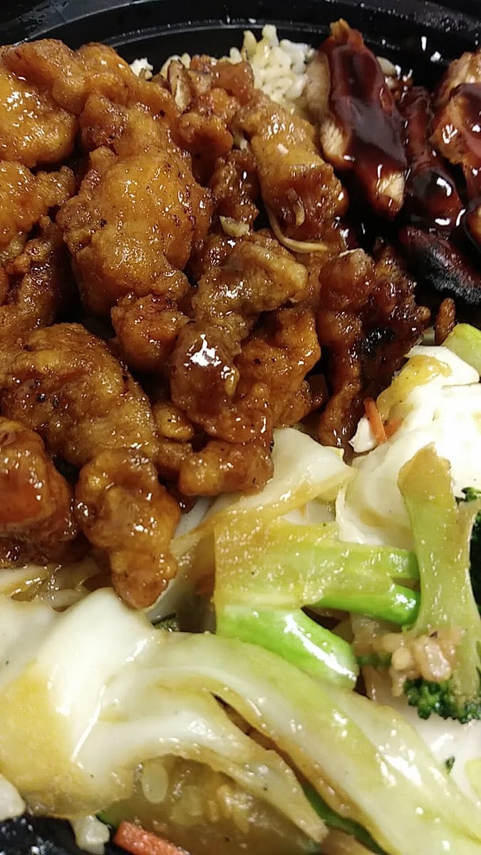 Teriyaki Madness, photo 3