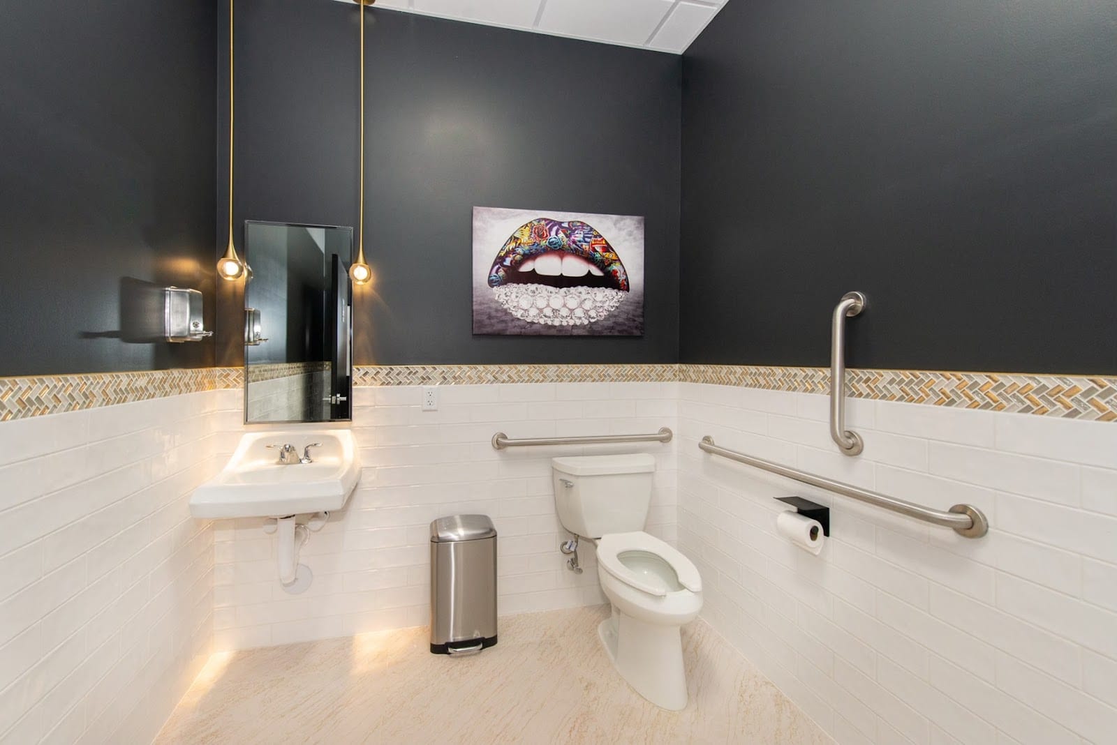 Strand Salon Studios, photo 3