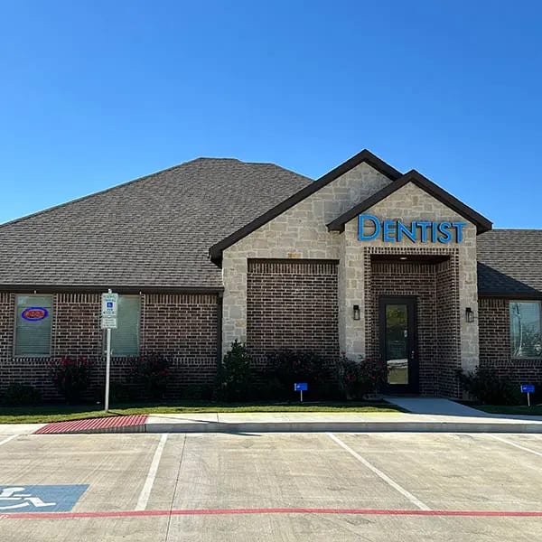 The Aubrey Dentist, photo 2