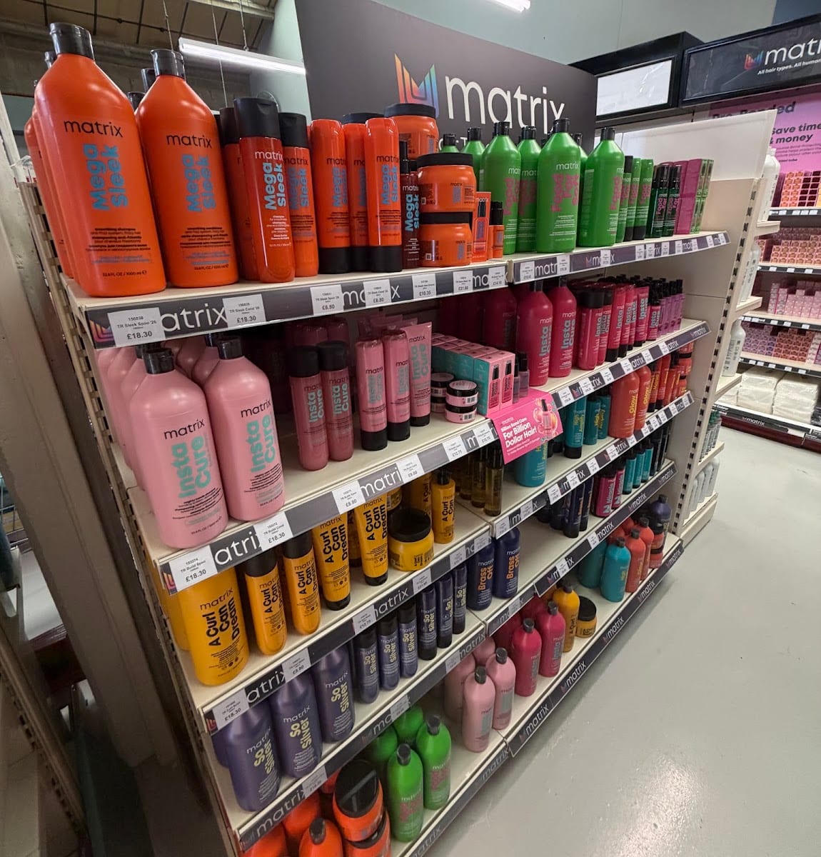 Barkers Hairdressing & Beauty Suppliers, photo 4
