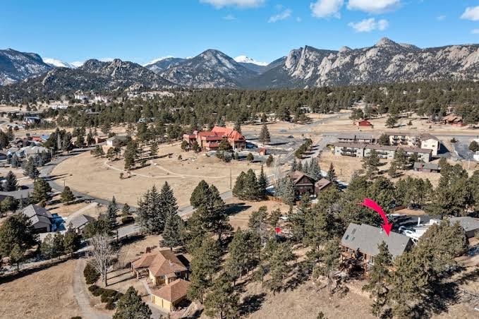 Top Quality Home -Moose Lodge - Great Prices close to RMNP dntn EP hiking trails