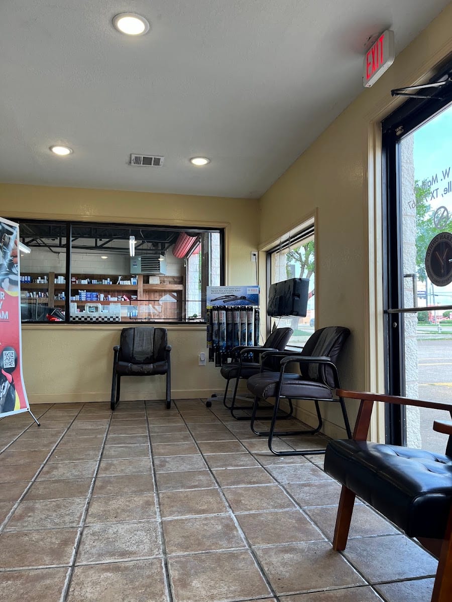 Kwik Kar Oil Change & Auto Care of Flower Mound