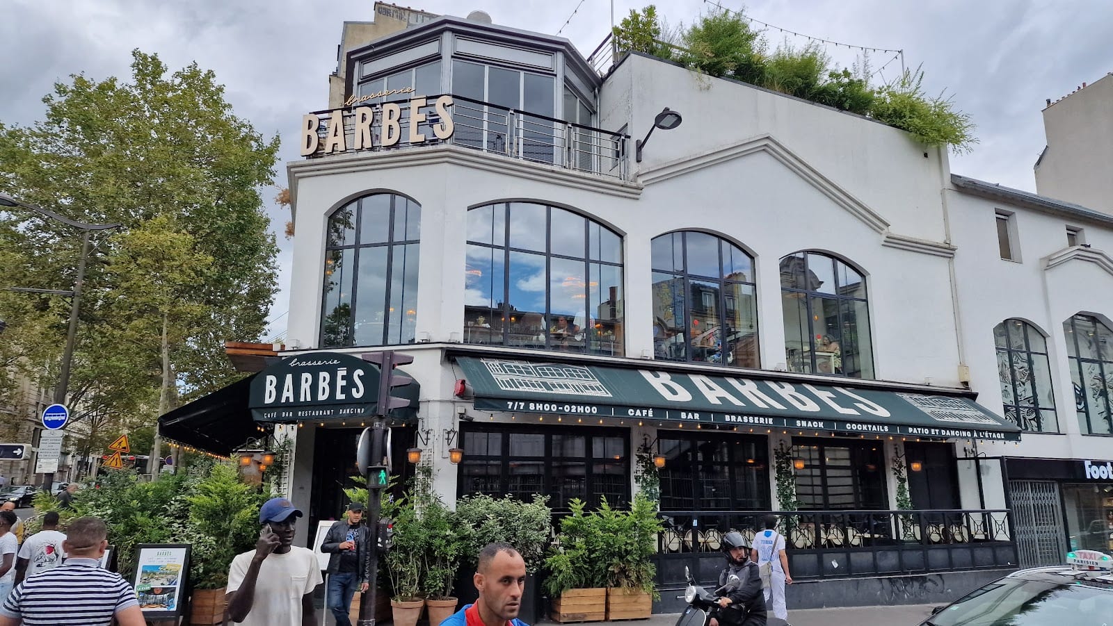 Pub Barbes
