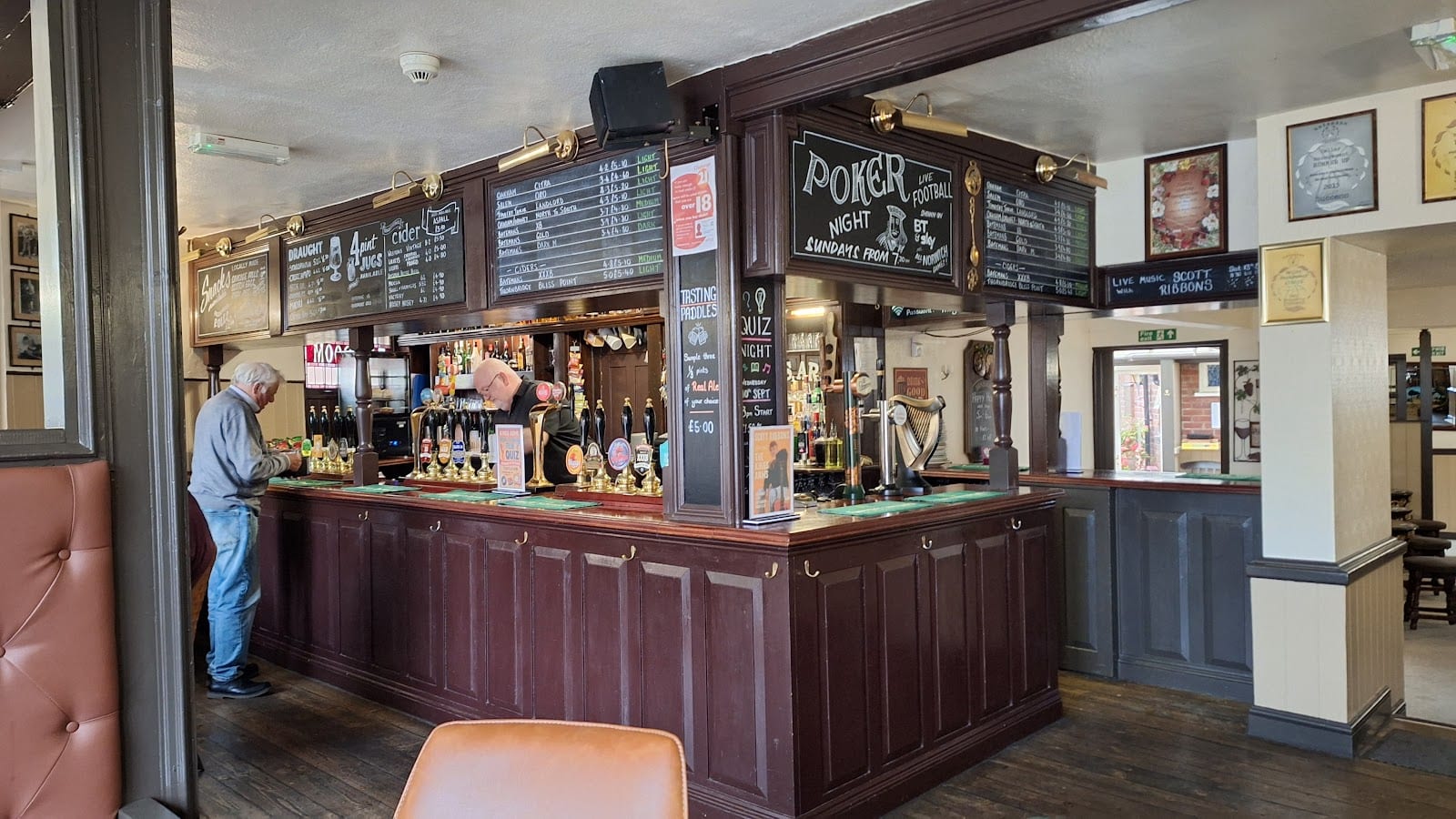 The Kings Arms, photo 3