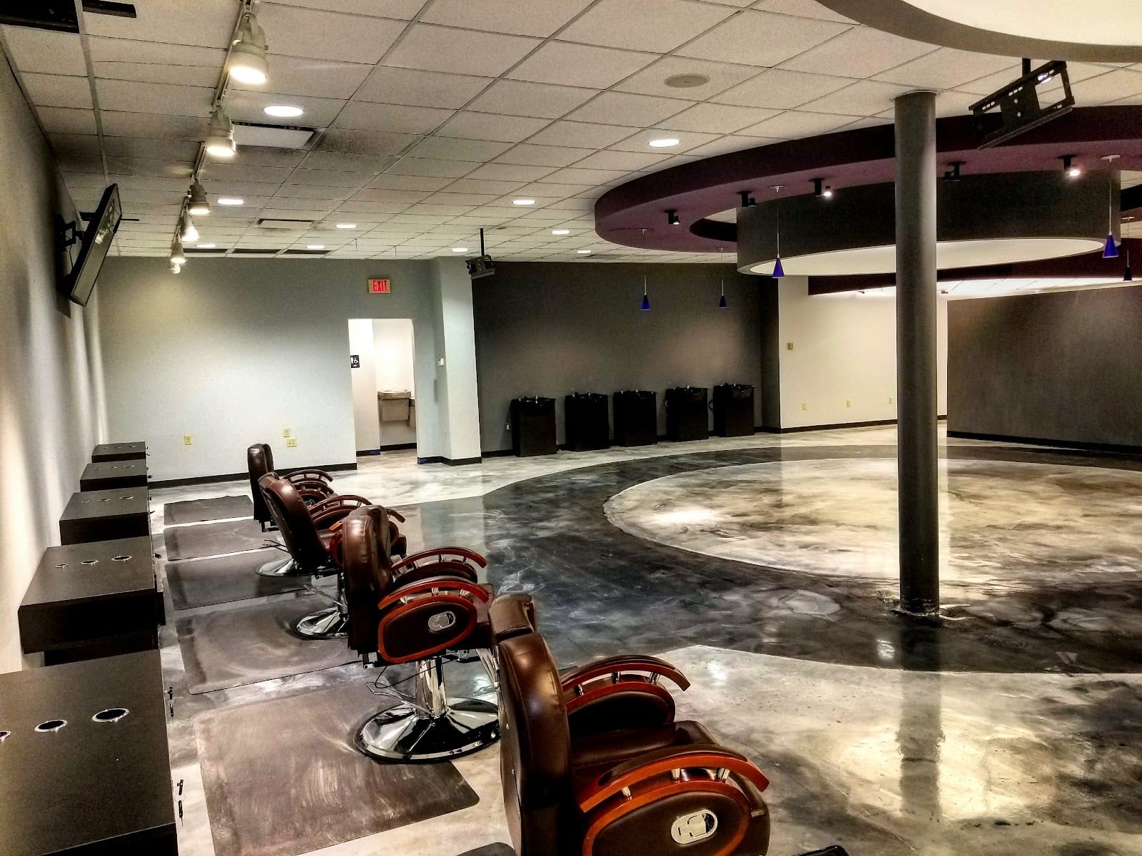 ARThentic Barber Luxurious Lounge