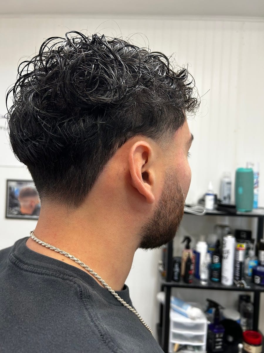 97 BLNDS Barbershop, photo 2