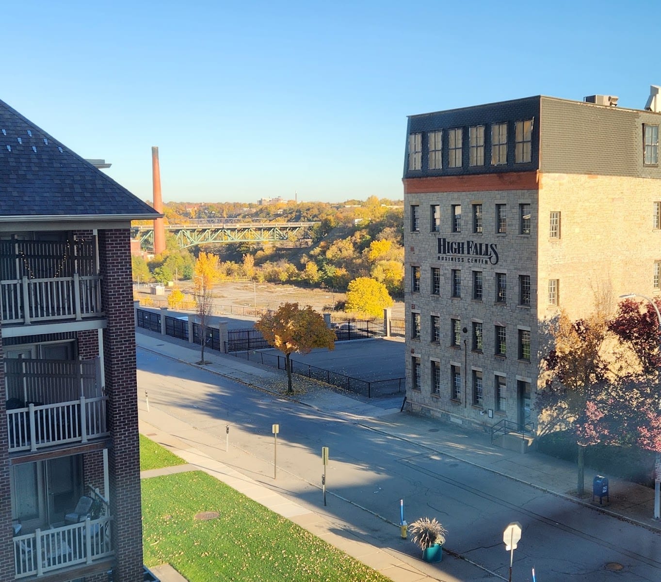 High Falls Business Center, photo 2