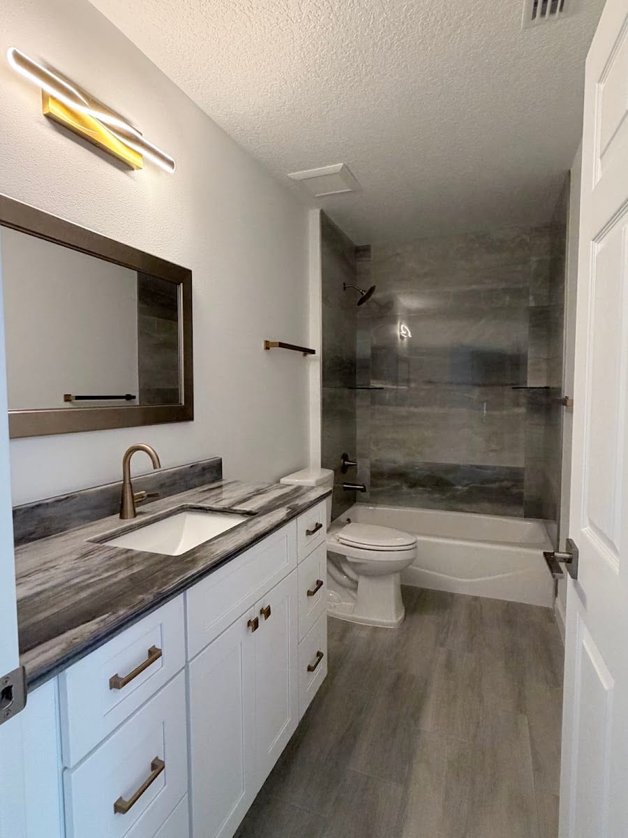 FEE Construction LLC