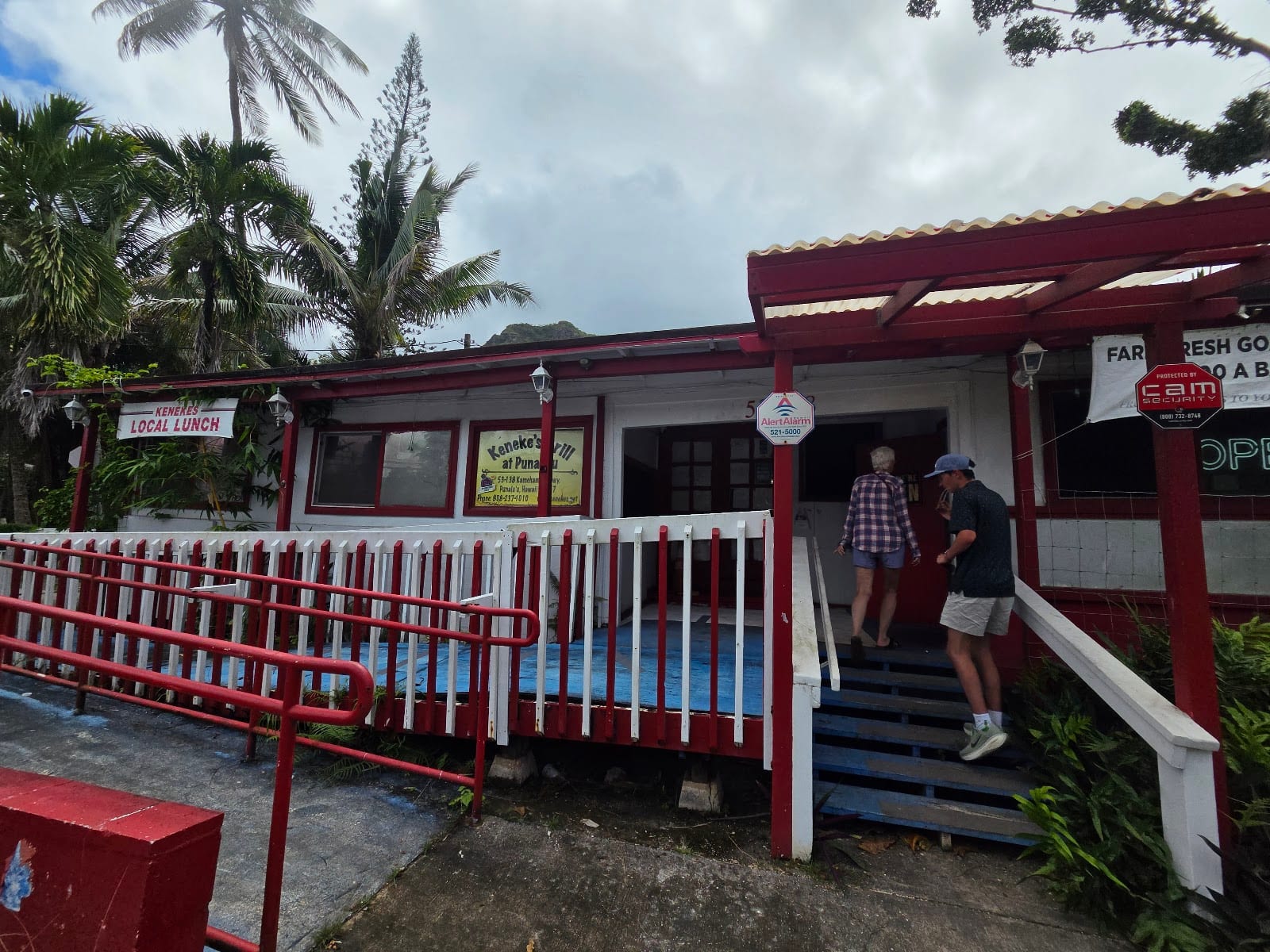 Keneke's Grill at Punaluu, photo 2