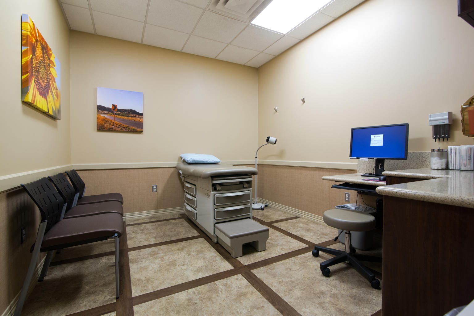 Covenant Medical Group Primary Care - Wolfforth, photo 3
