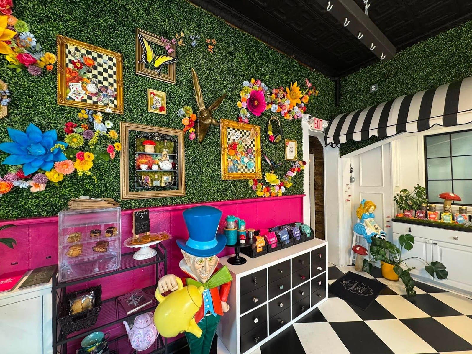 The Snarky Tea House