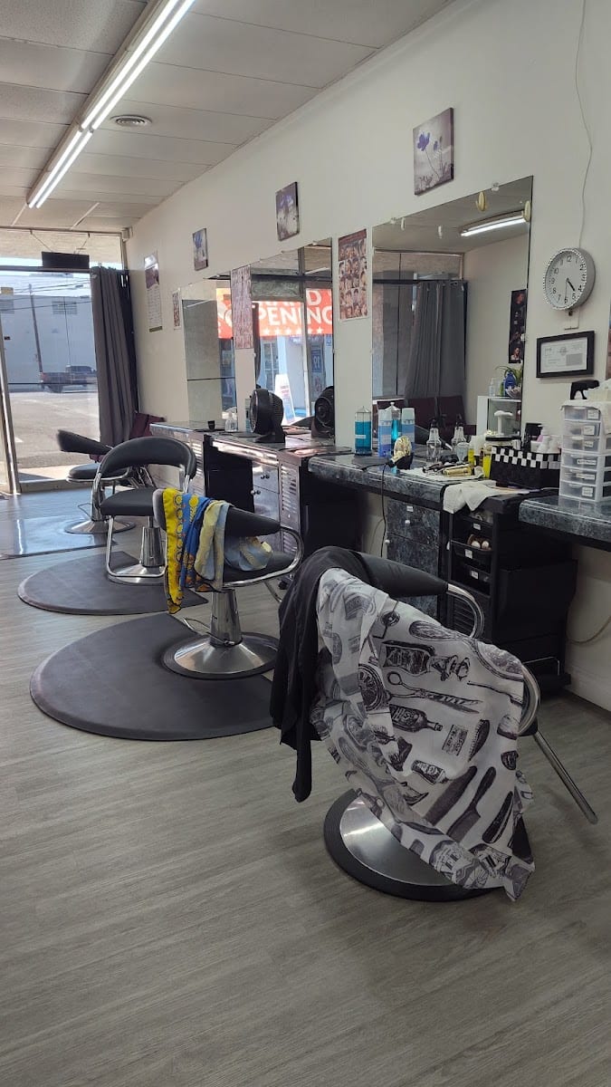 Myra's Beauty Salon