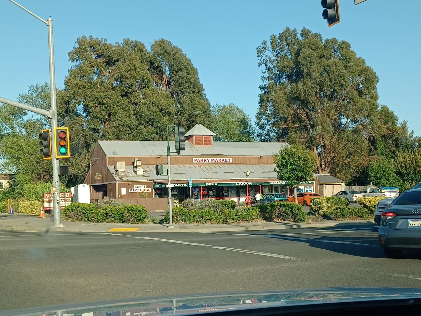 Parry's & Pizzeria Restaurant, photo 3