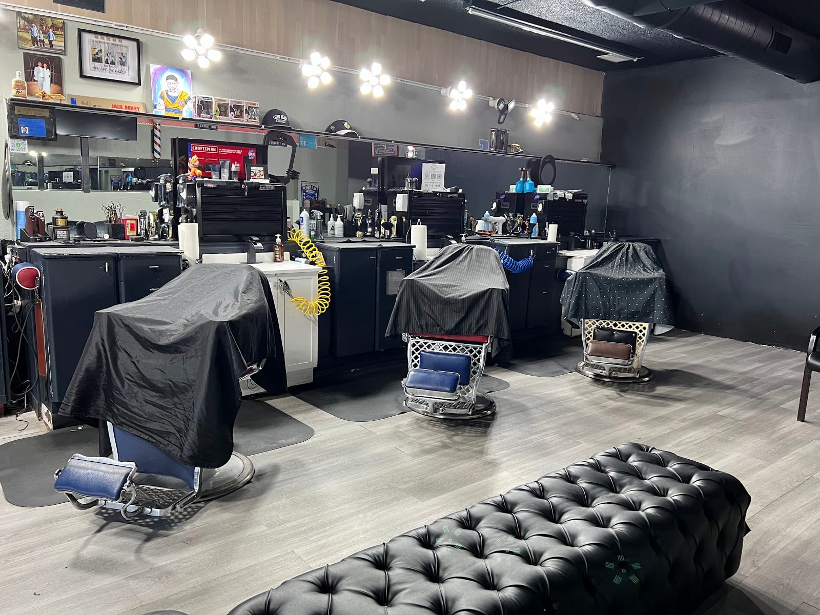 Crowd Pleezers Barbershop