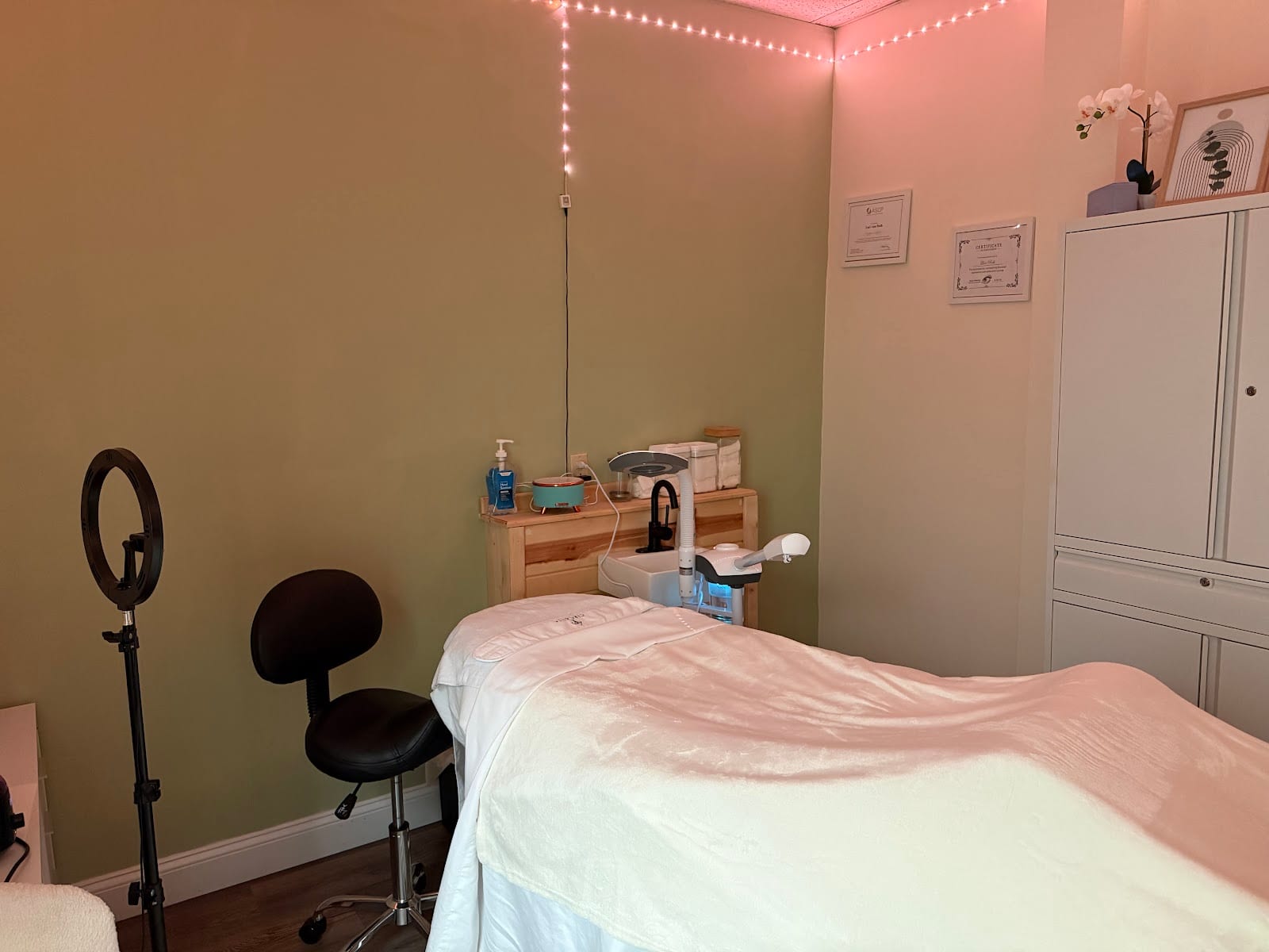 Lilace Beauty - Lash & brow bar, Facials, photo 2