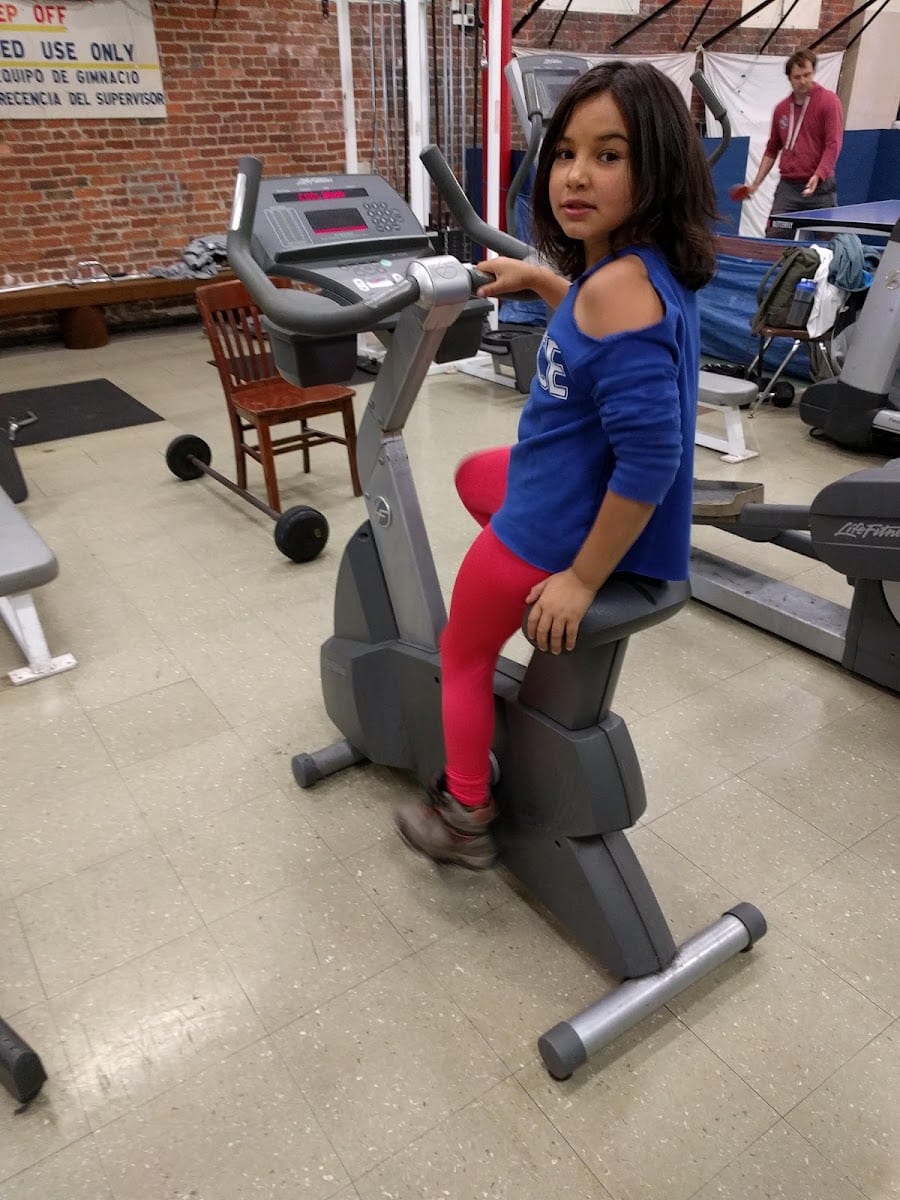 Mission Recreation Center, photo 2