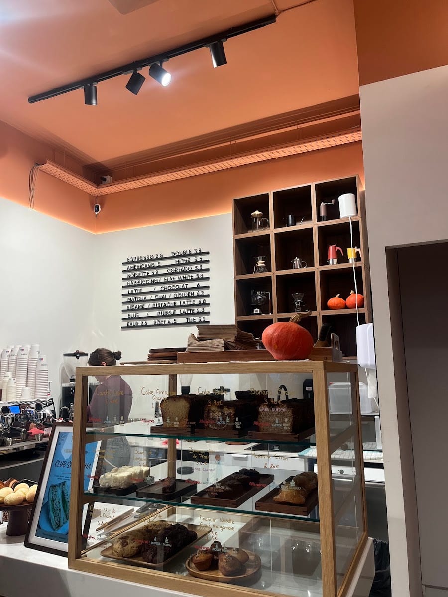 Torré Coffee Shop