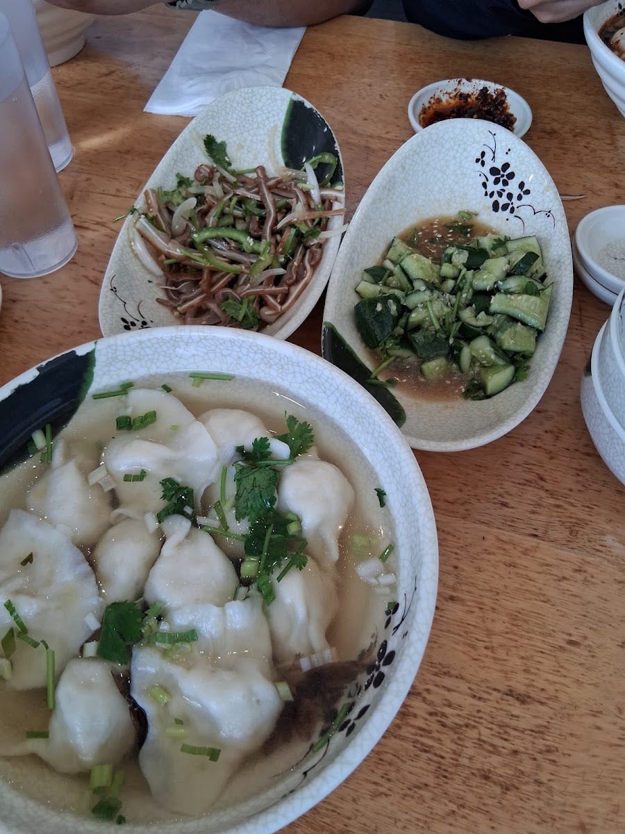 Yuanbao Jiaozi 元寶餃子, photo 3