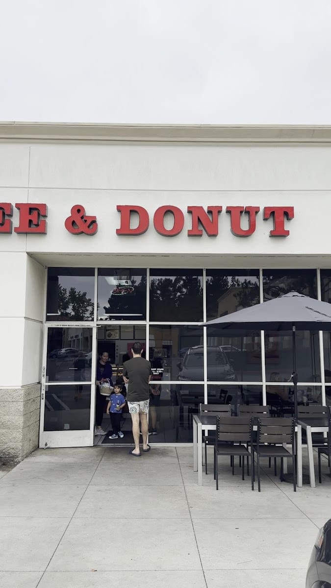 Aliso Coffee & Donut, photo 4