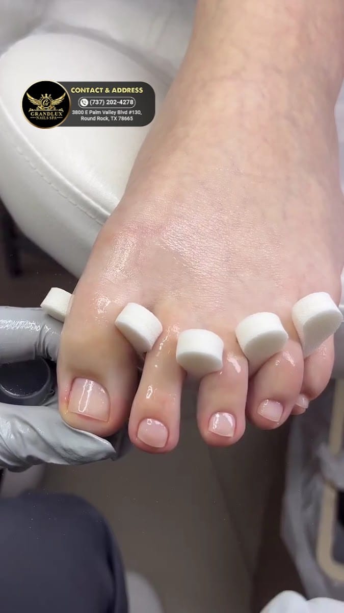 Grandlux Nails Spa of Round Rock, photo 3