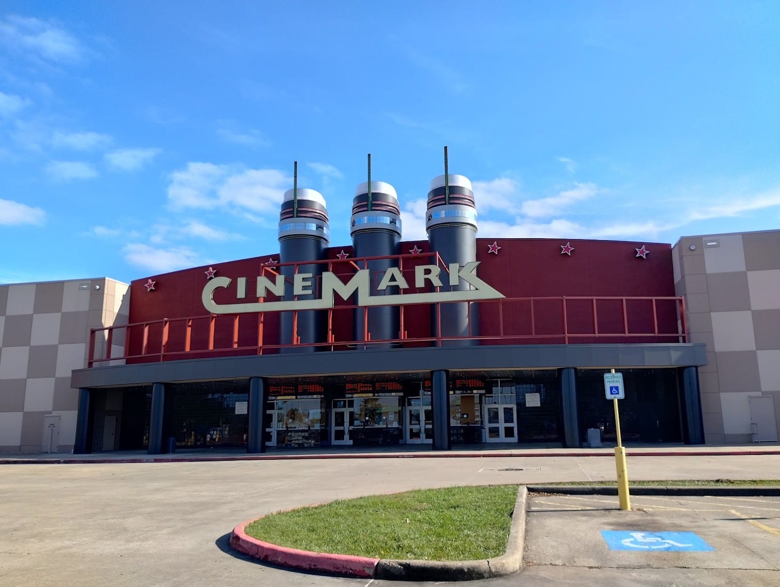 Cinemark Beaumont 15 and XD, photo 2