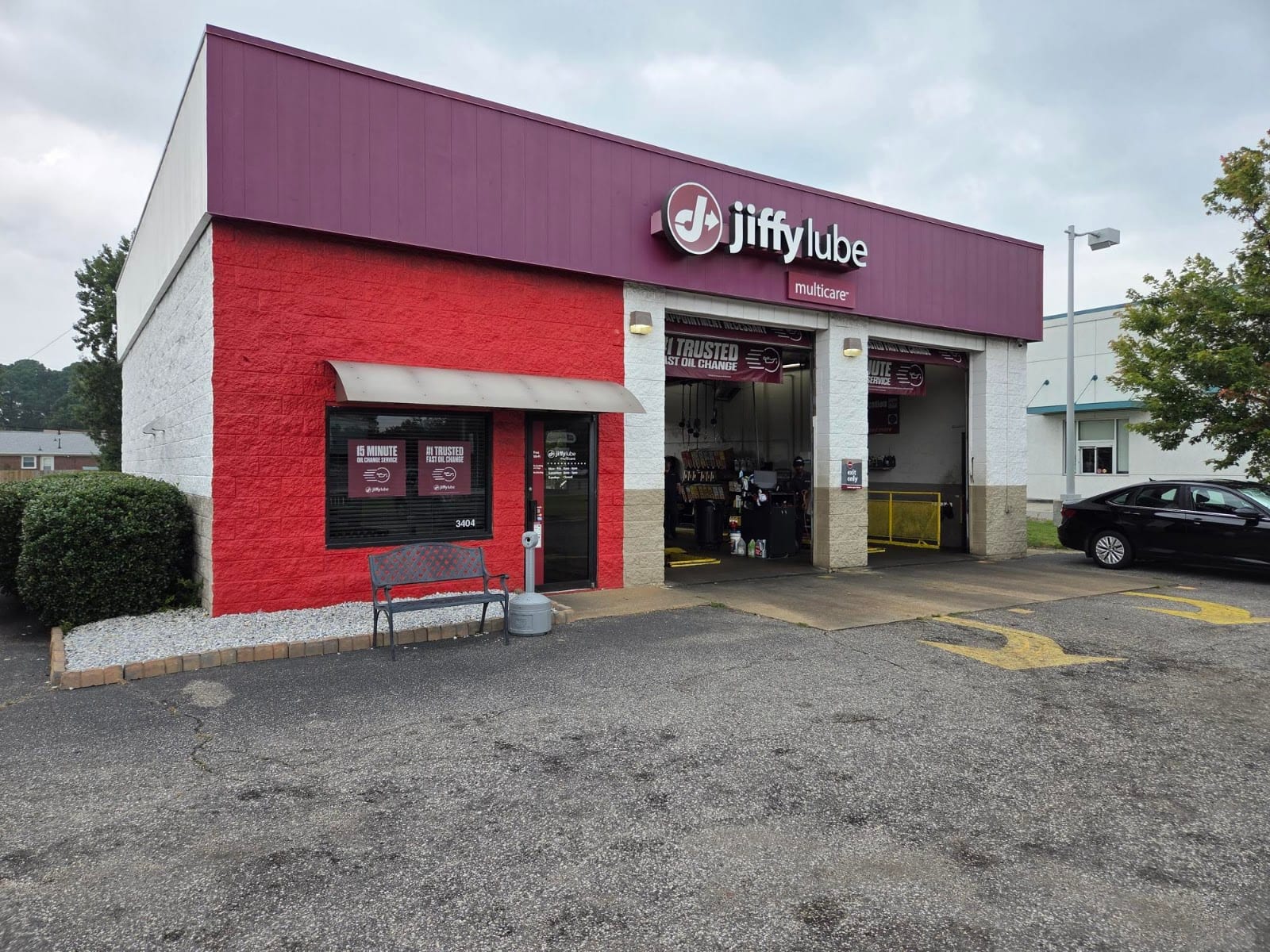 Jiffy Lube Oil Change, photo 2
