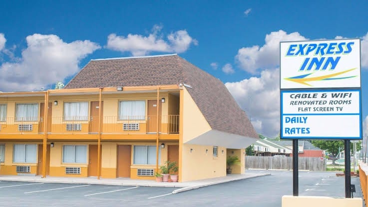 Super 8 by Wyndham Newport News/Jefferson Ave.