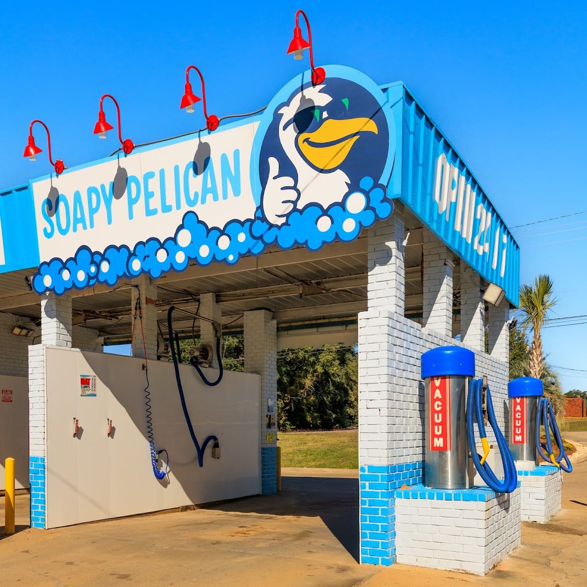 SOAPY PELICAN CARWASH, photo 2