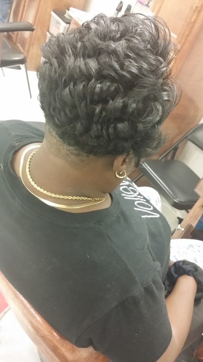Pamper Me Styling Salon for Him & Her, photo 4